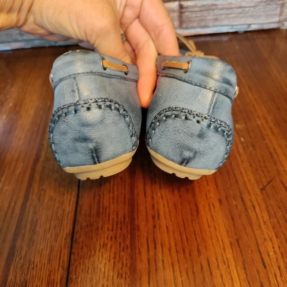 Bare Traps Woman's leather moccasin 7